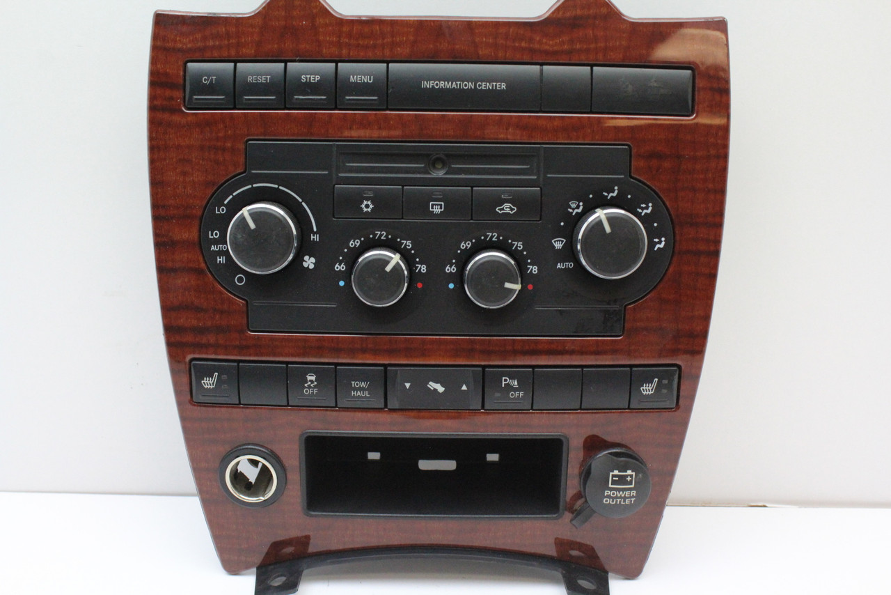 05-10 Grand Cherokee P55111010AE Climate Control Panel Temperature Unit A/C