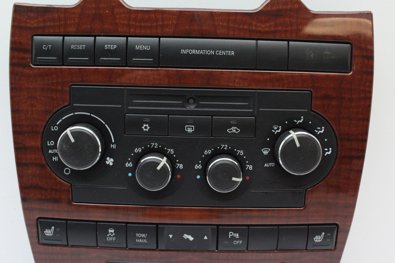 05-10 Grand Cherokee P55111010AE Climate Control Panel Temperature Unit A/C