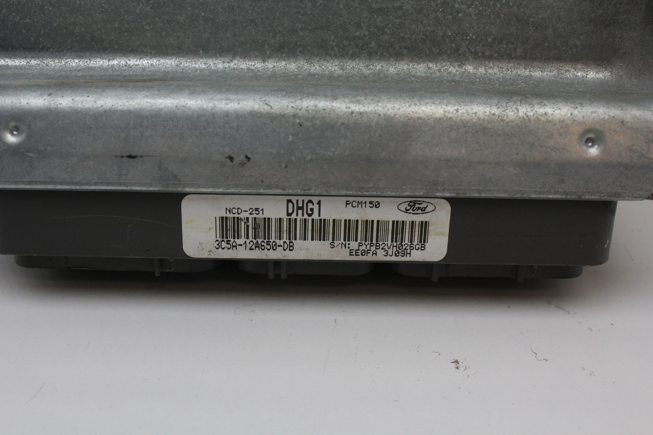 2004 04 Lincoln Aviator 3L5A-12A650-DB Computer Engine Control ECU ECM Module