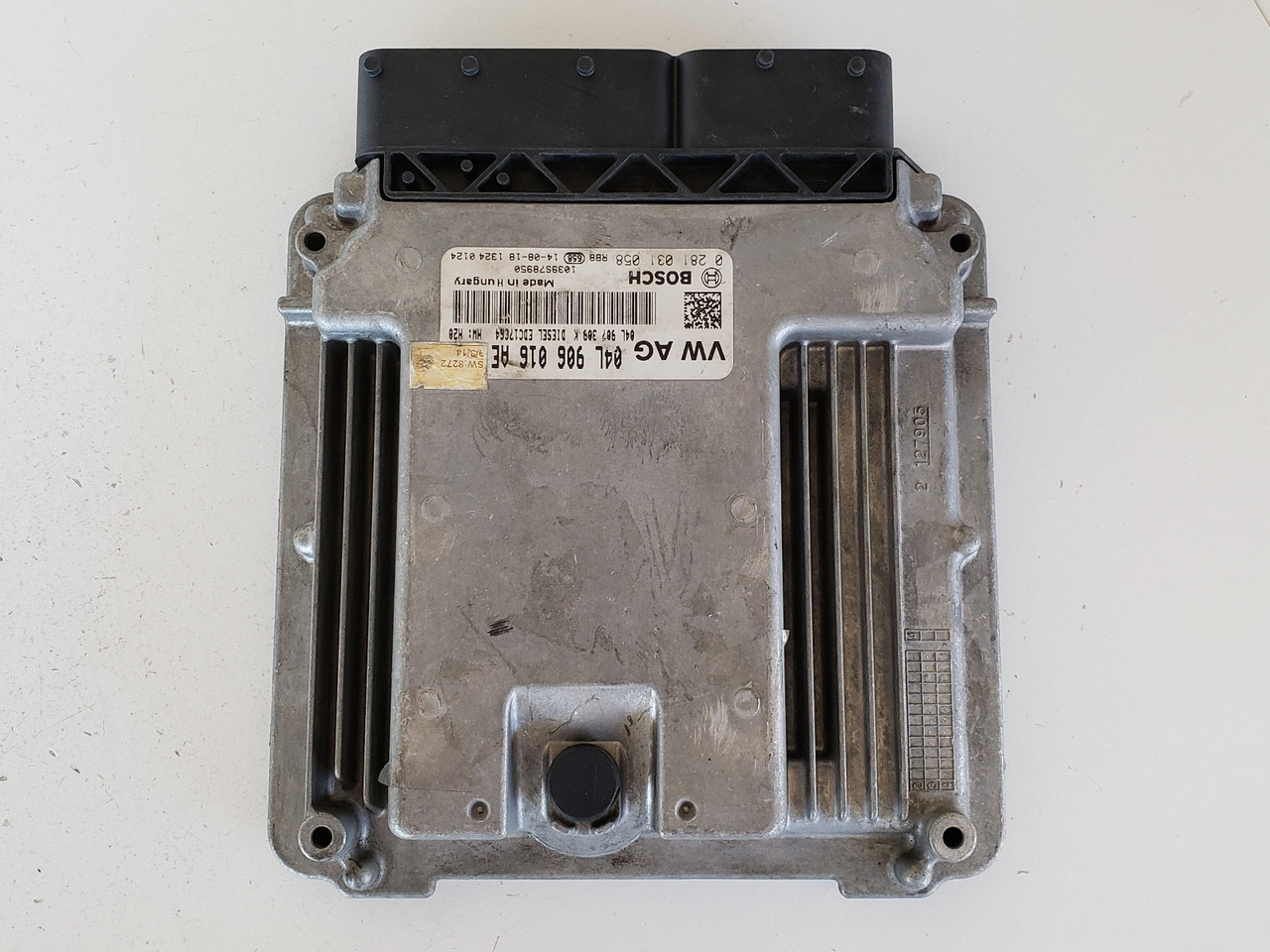 2015 VW Passat 04L 906 016 AE Computer Brain Engine Control ECU ECM EBX Module
