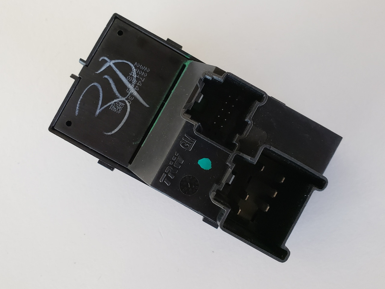 14 Cadillac ATS 22744830 Right Front Passenger Window Switch OEM 14 Cadillac ATS 22744830 Right Front Passenger Window Switch OEM