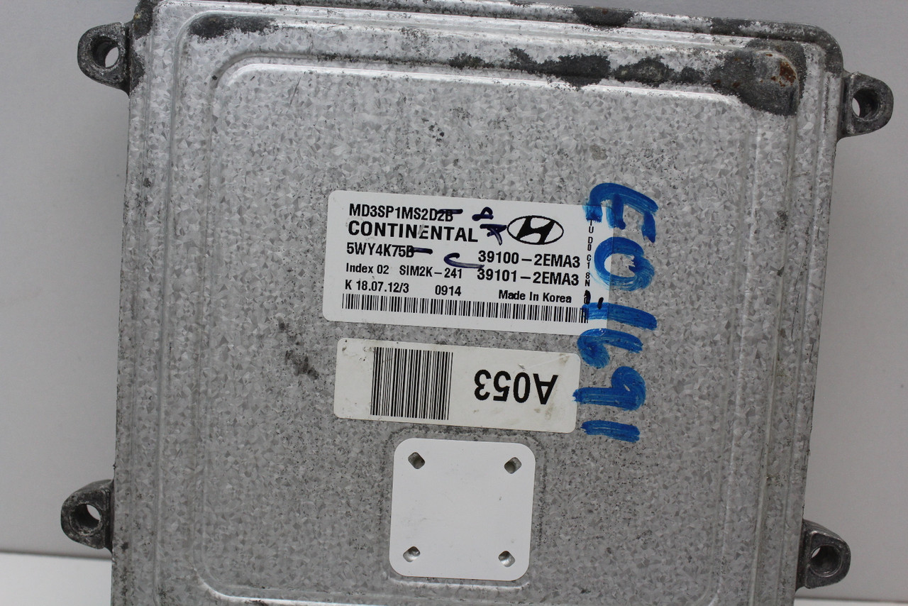 11-13 Hyundai Elantra 1.8L 39101-2EMA3 Computer Engine Control ECU ECM Module 11-13 Hyundai Elantra 1.8L 39101-2EMA3 Computer Engine Control ECU ECM Module