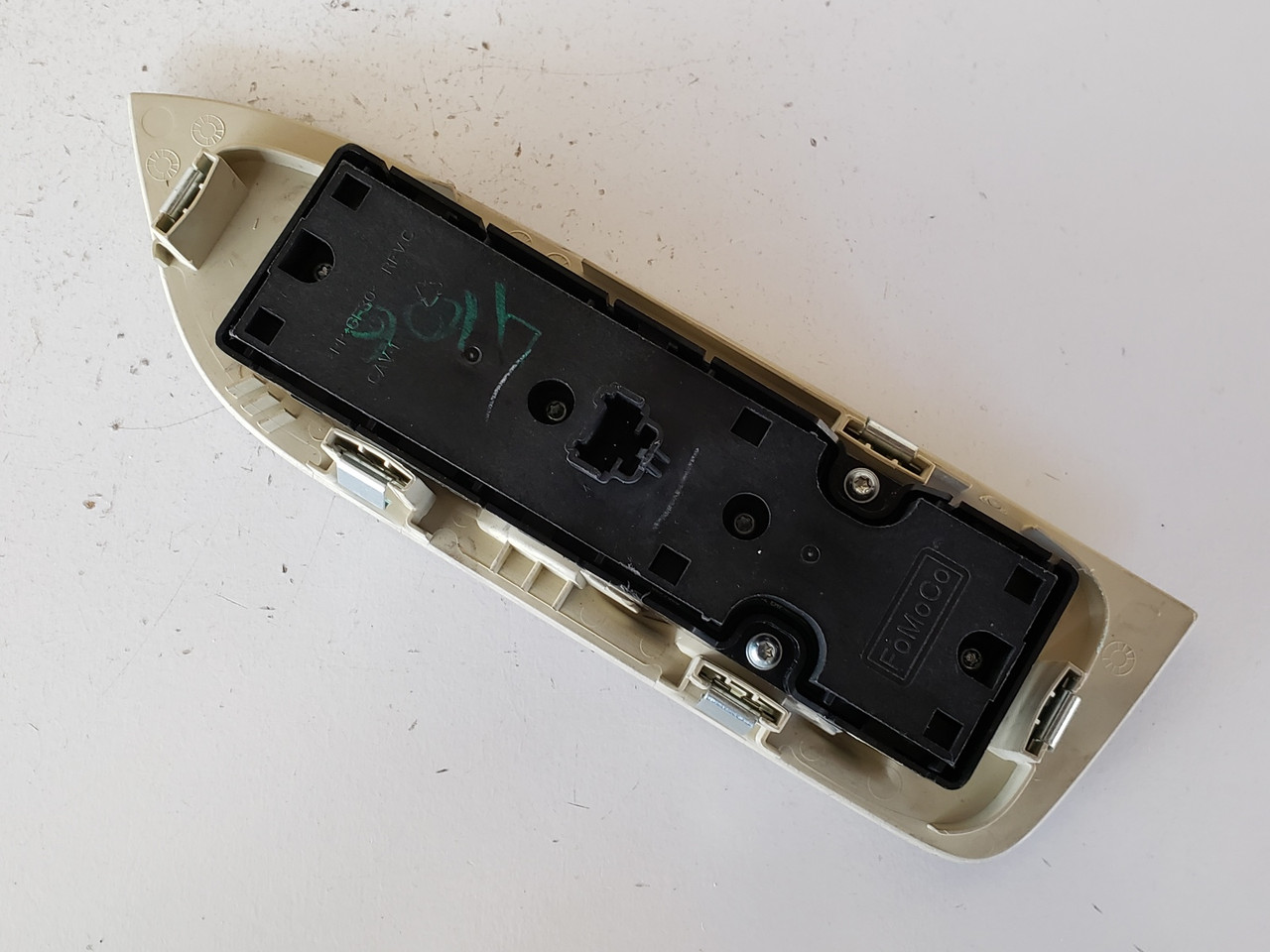 13-19 Lincoln MKZ DP5T-14540-ABW Drivers Side Left Master Window Switch OEM 13-19 Lincoln MKZ DP5T-14540-ABW Drivers Side Left Master Window Switch OEM