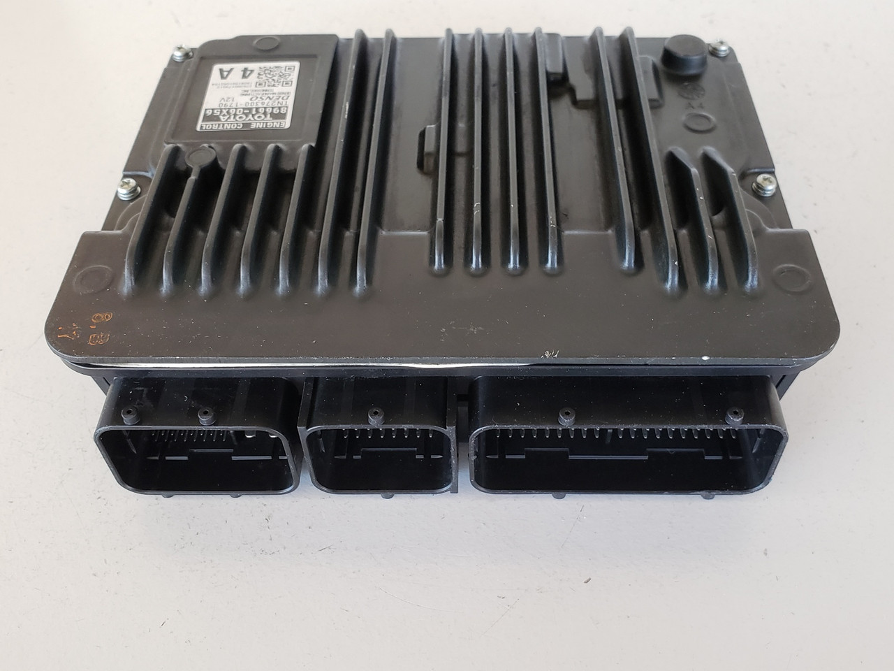 XY2 メレシー アンリミ 98 99 Toyota Camry 89661-06691 Computer Brain Engine Control