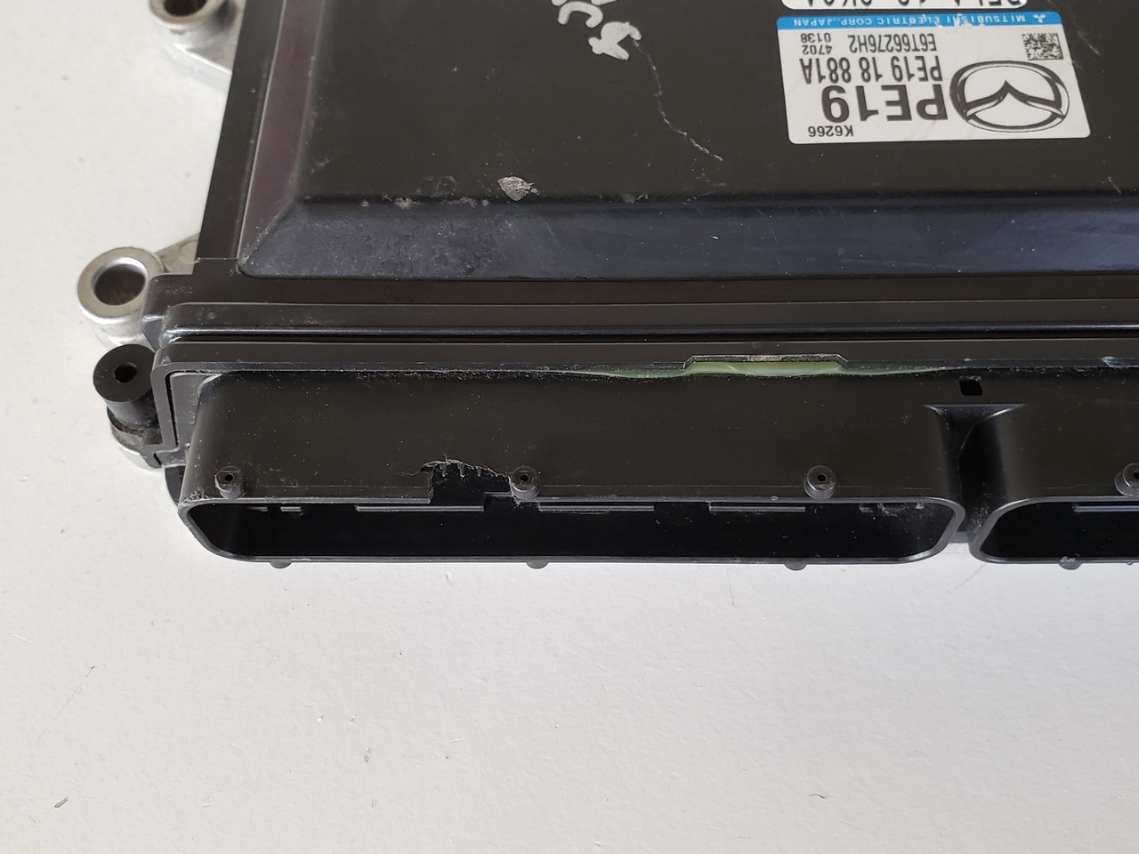 エマページ 2014 Mazda 3 PE19 18 881A Computer Brain Engine Control ECU ECM