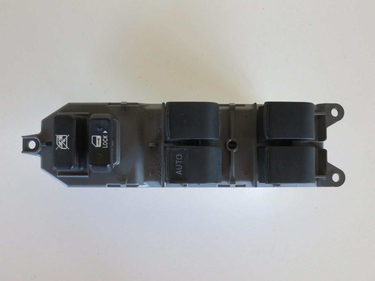 07-14 TOYOTA CAMRY PRIUS DRIVERS SIDE LEFT MASTER WINDOW SWITCH OEM M7503