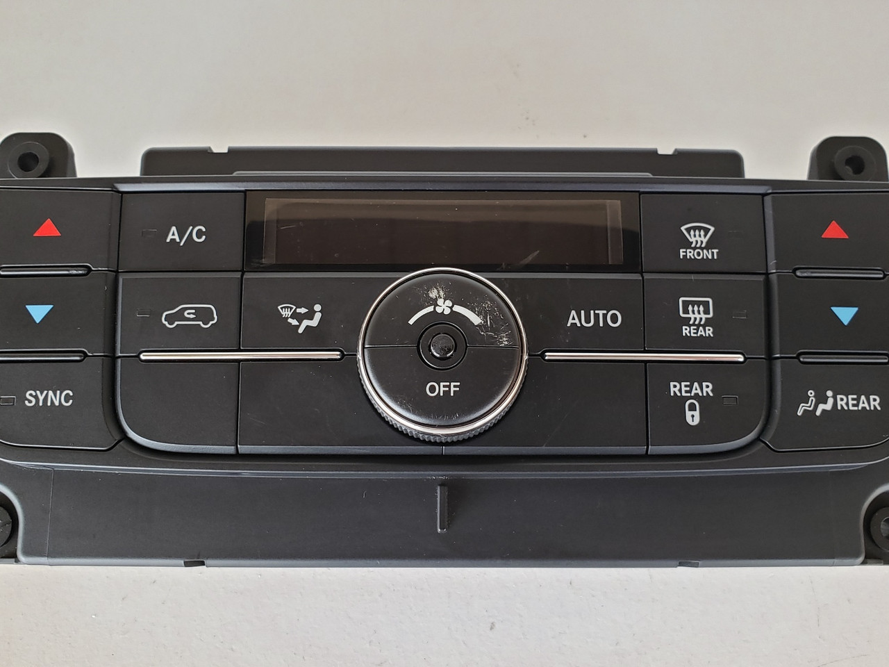 11-16 Town & Country P55111236AF Climate Control Panel Temp Unit A/C Heater