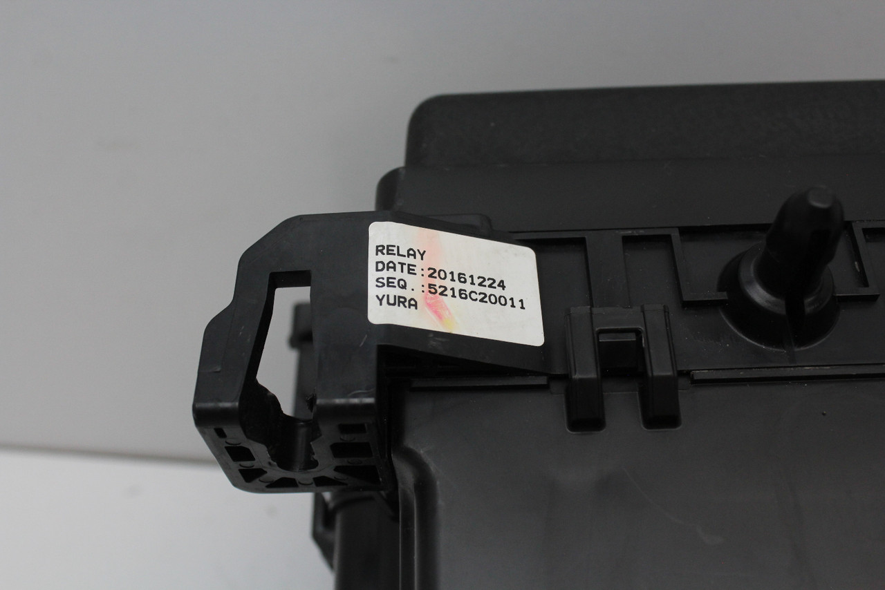 17 18 19 Kia Soul 1.6L 91709B2070 Fusebox Fuse Box Relay Unit Module