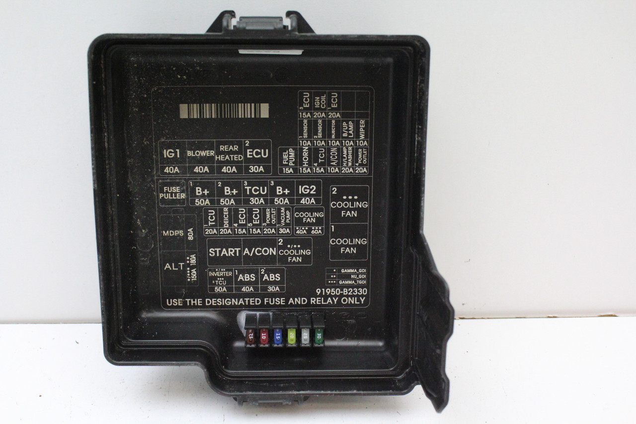 17 18 19 Kia Soul 1.6L 91709B2070 Fusebox Fuse Box Relay Unit Module
