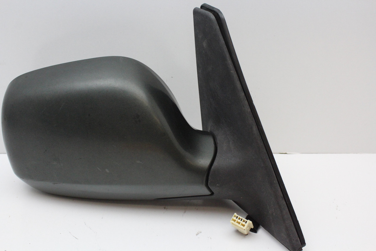 04-06 Scion XB 8791052520A0 Passenger Right Side View Exterior