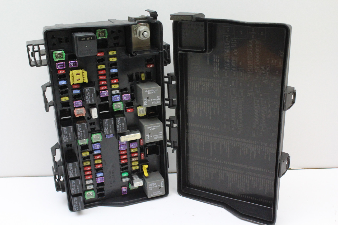 15 Ram 1500 5.7L P68243257AB Fusebox TIPM Totally Integrated Power Module