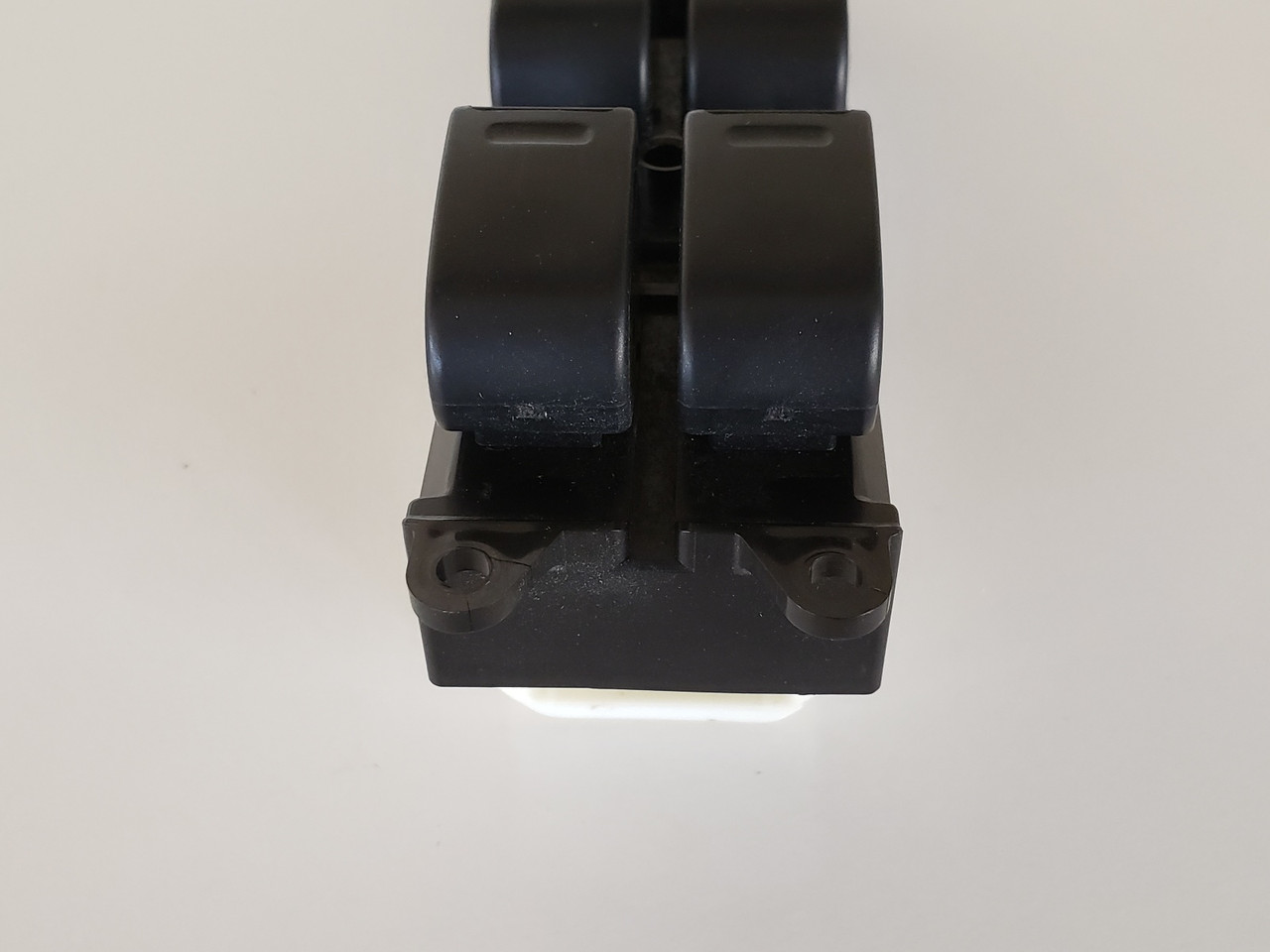 02-05 Toyota Camry XLE 84820-AA040 Drivers Side Left Master Window Switch OEM