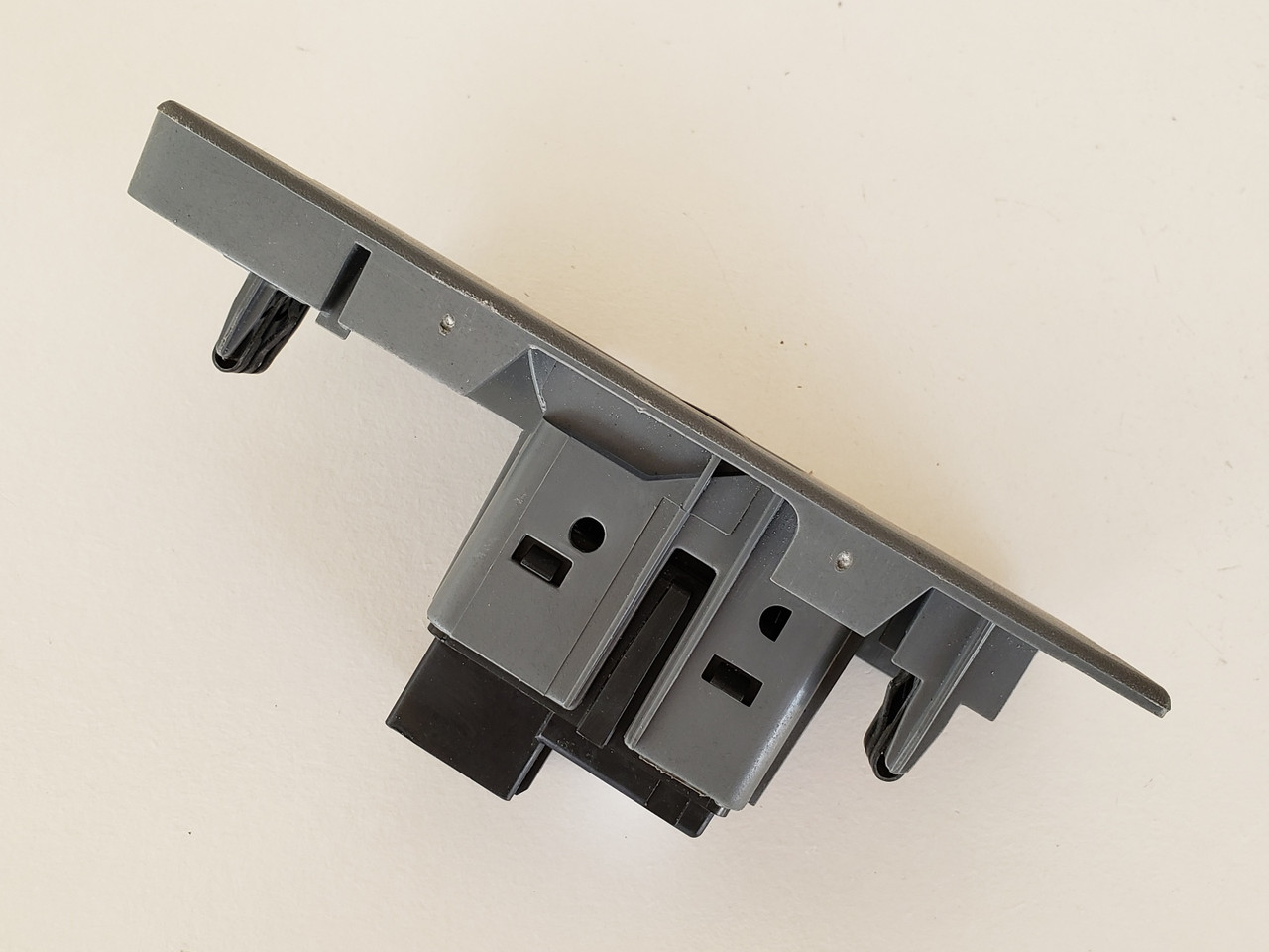 10-14 Ford F-150 F150 9L3T-14529-ACW Left Rear Passenger Window Switch OEM 10-14 Ford F-150 F150 9L3T-14529-ACW Left Rear Passenger Window Switch OEM