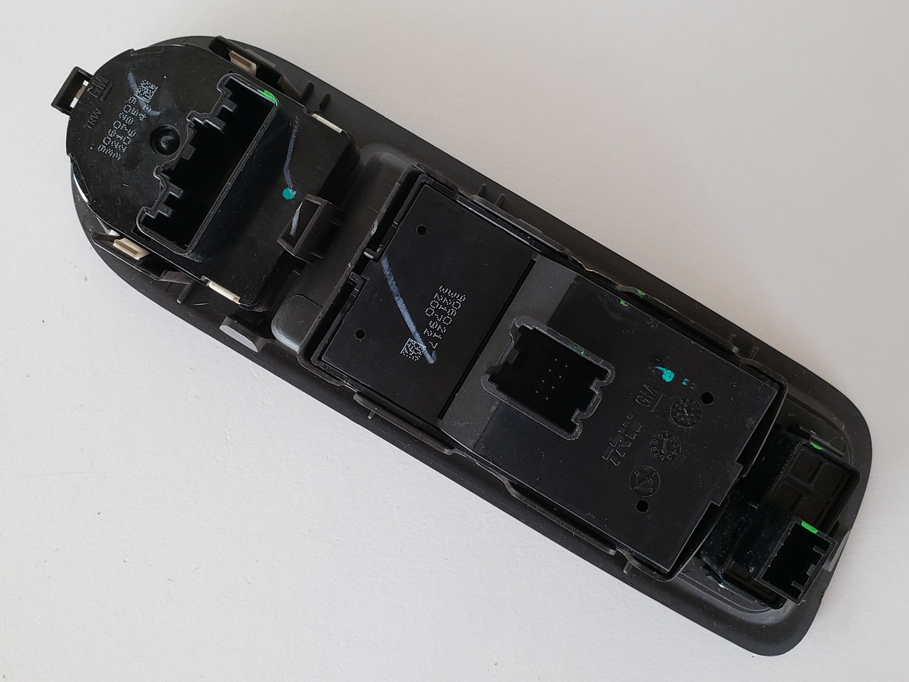 14-16 Buick Lacrosse 9060217 Drivers Side Left Master Window Switch OEM 14-16 Buick Lacrosse 9060217 Drivers Side Left Master Window Switch OEM