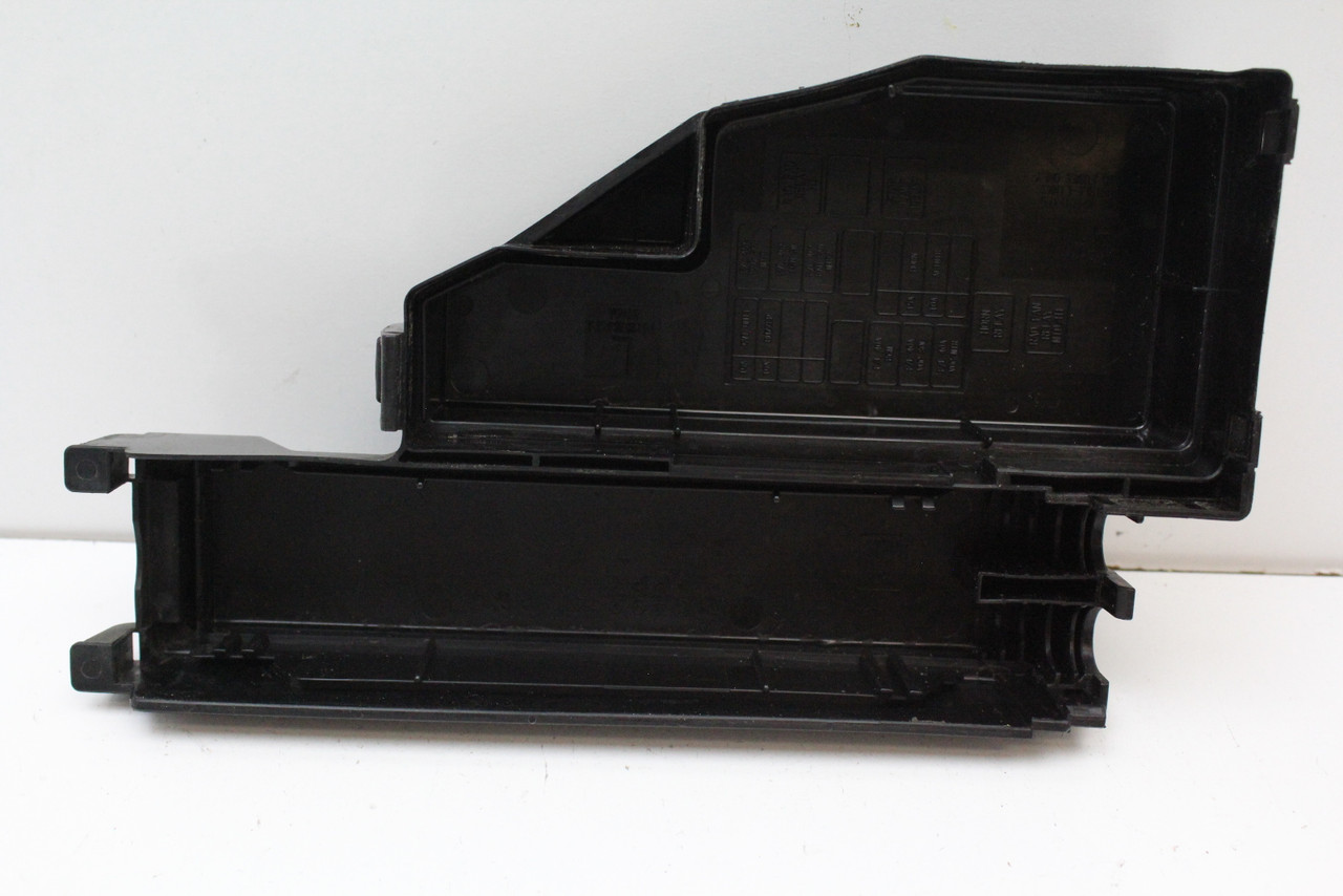 13 14 Nisasan Altima 2.5L 240123TA0A Fusebox Fuse Box Relay Unit Module 13 14 Nisasan Altima 2.5L 240123TA0A Fusebox Fuse Box Relay Unit Module