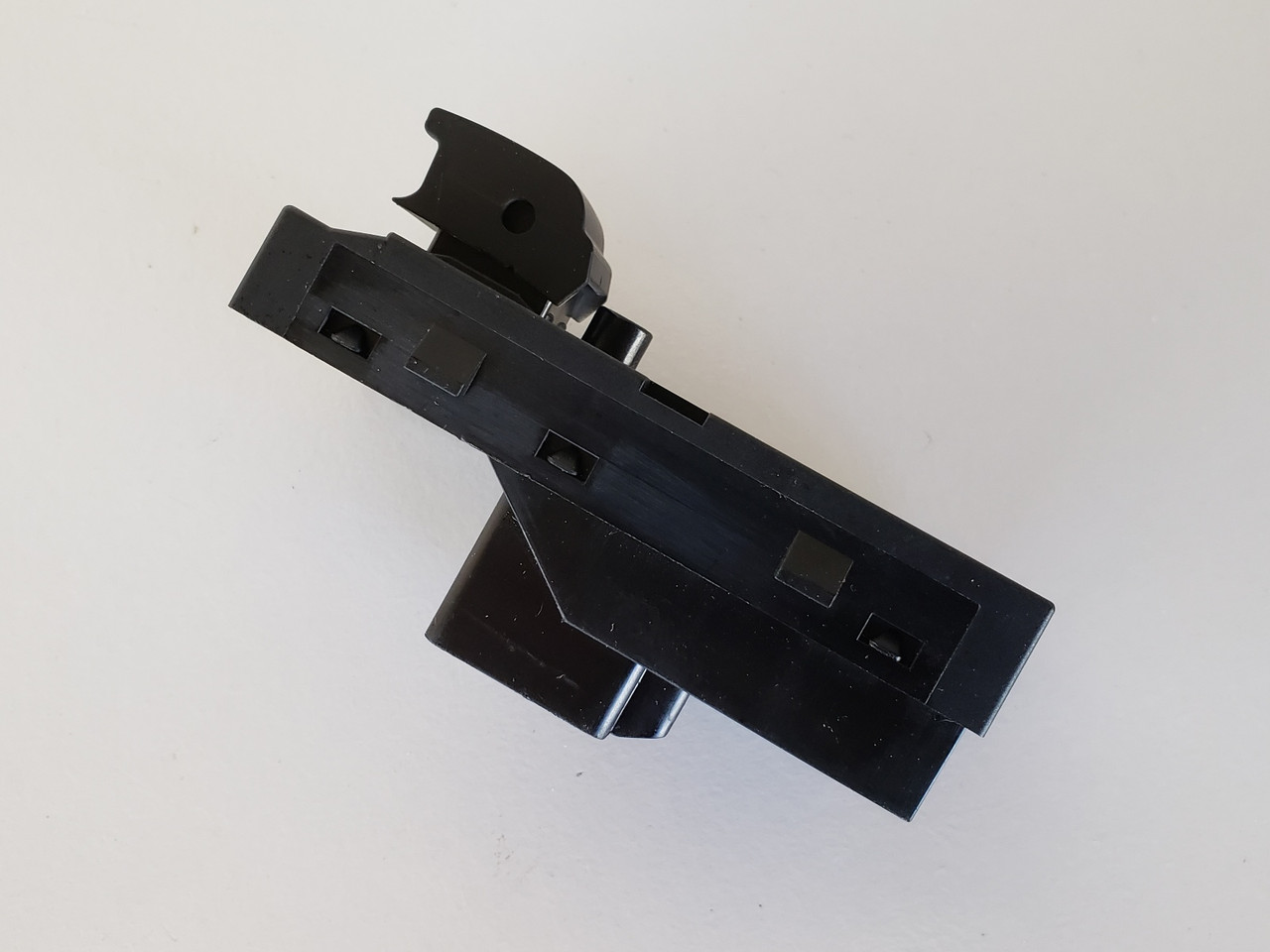 Chevy Impala 22819399 Right Front RH Passenger Window Switch OEM