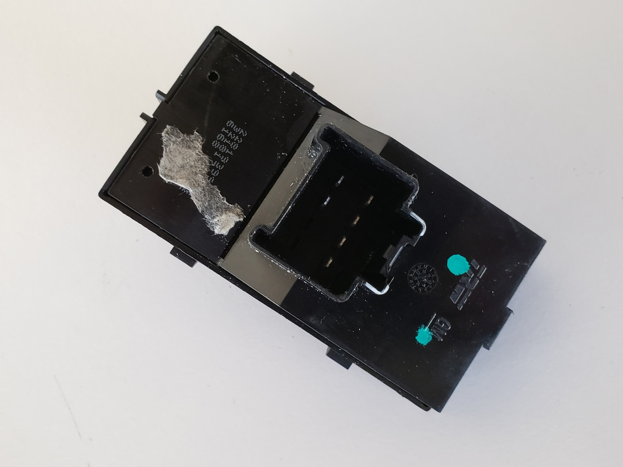 Chevy Impala 22819399 Right Front RH Passenger Window Switch OEM