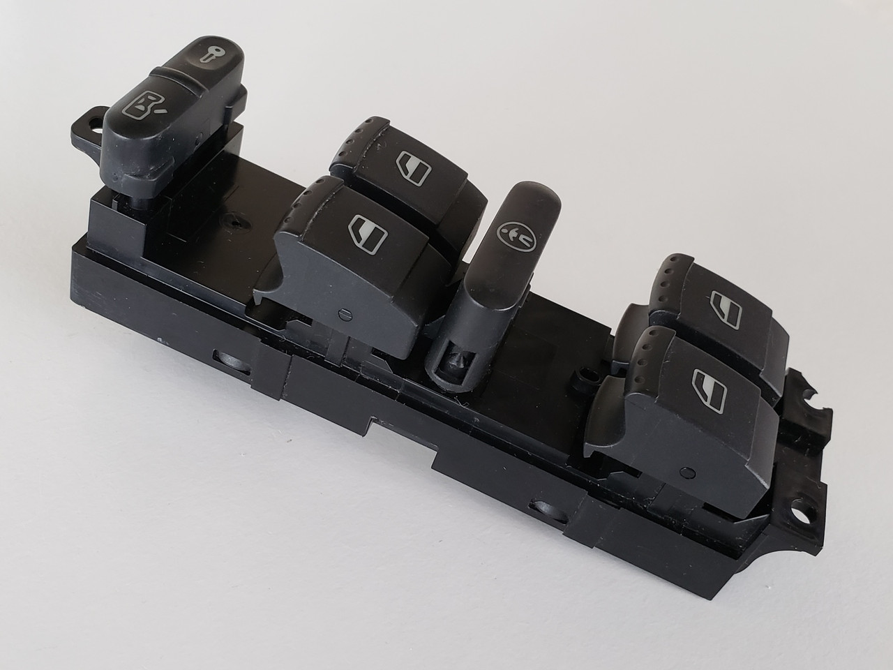 00-05 VW Passat 1J4 959 857B Drivers Side Left Master Window Switch OEM 00-05 VW Passat 1J4 959 857B Drivers Side Left Master Window Switch OEM