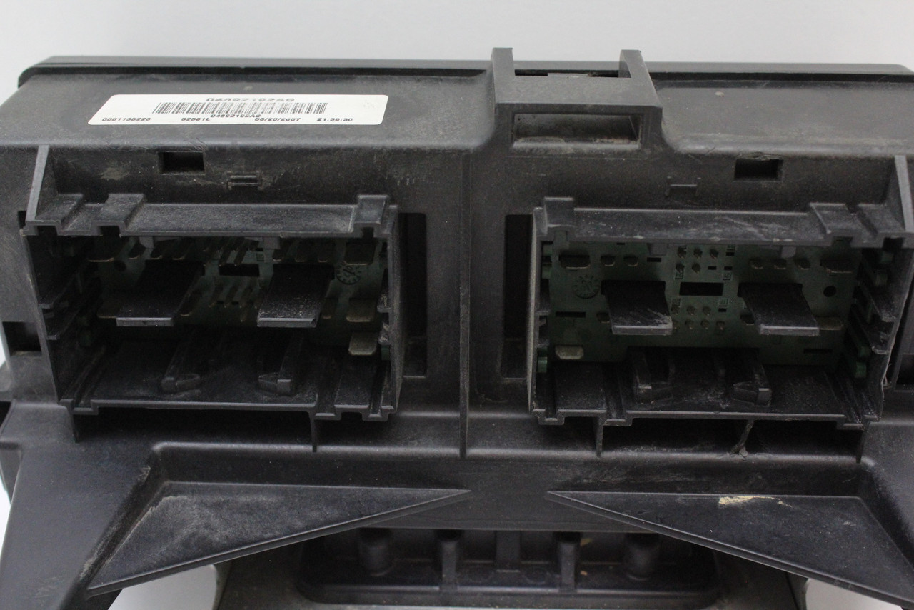 07-09 Durango 04692192AB Fusebox Fuse Box TIPM Totally Integrated Power Module