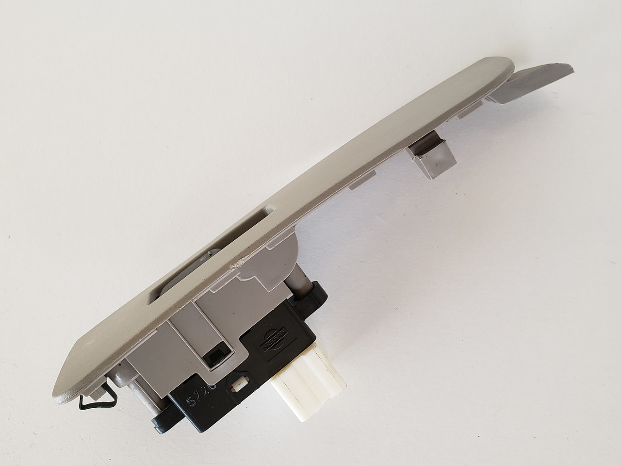 04-08 Nissan Maxima 82961-7Y000 Left Rear Passenger Window Switch OEM