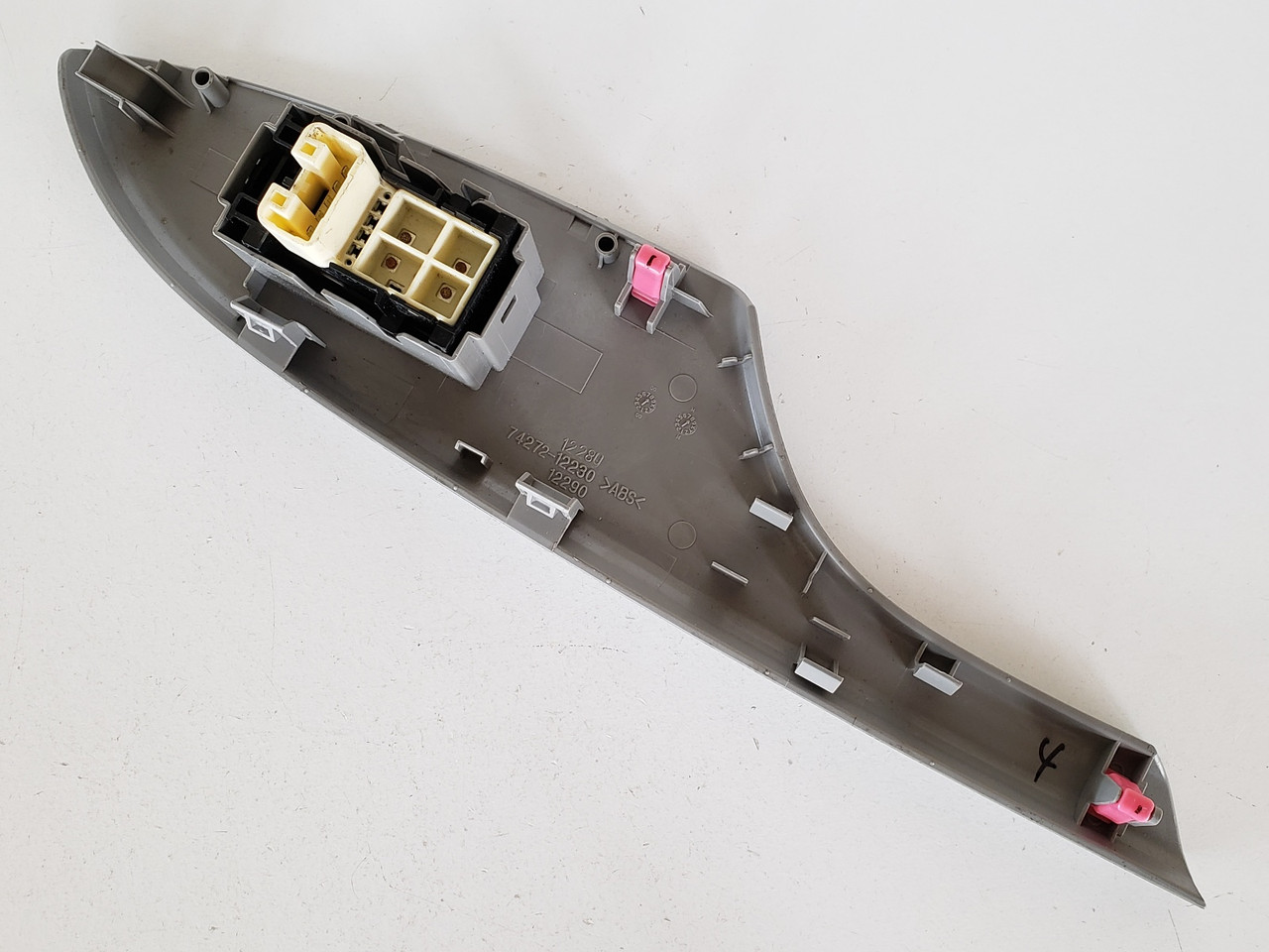 09-13 Toyota Corolla 74272-12230 Left Rear Passenger Window Switch OEM 09-13 Toyota Corolla 74272-12230 Left Rear Passenger Window Switch OEM