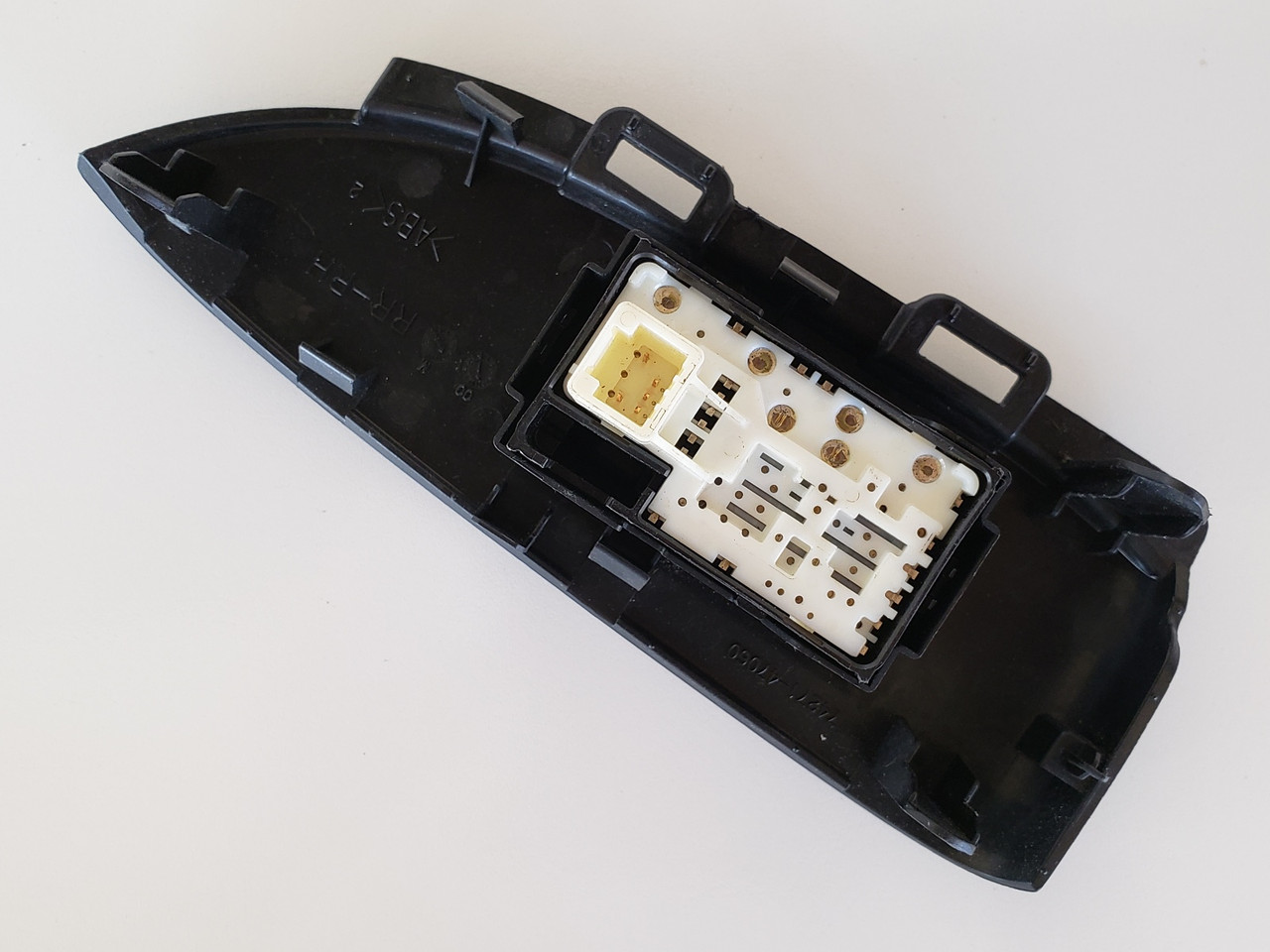 10-14 Toyota Prius 74271-47060 Right Rear Passenger Window Switch OEM 10-14 Toyota Prius 74271-47060 Right Rear Passenger Window Switch OEM