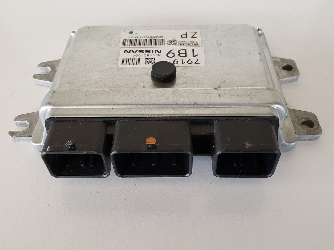 2014-2017 Versa NEC980-009 Computer Brain Engine Control ECU ECM EBX Module