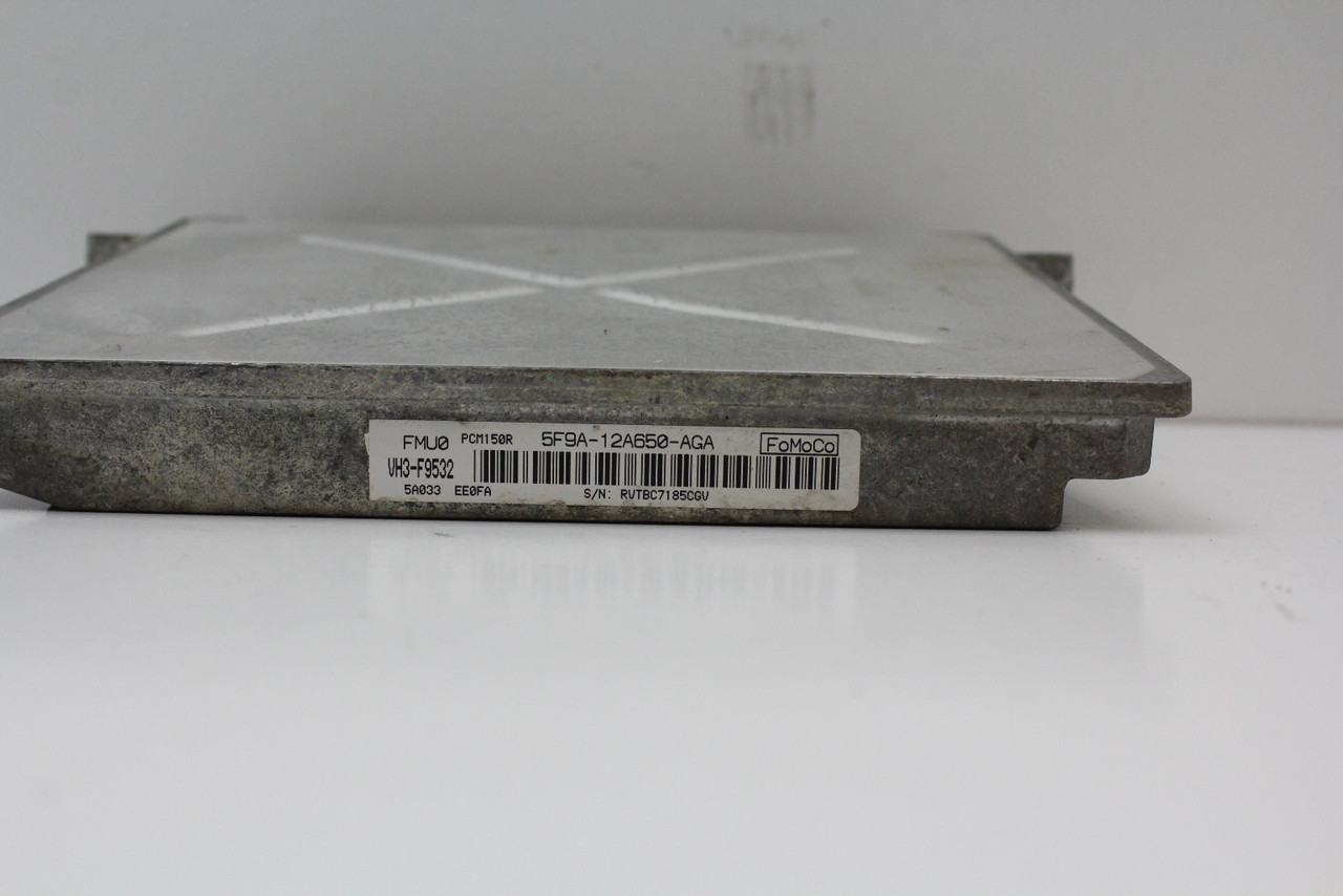 05 06 Ford Freestyle 5F9A-12A650-AGA Computer Engine Control ECU ECM EBX Module