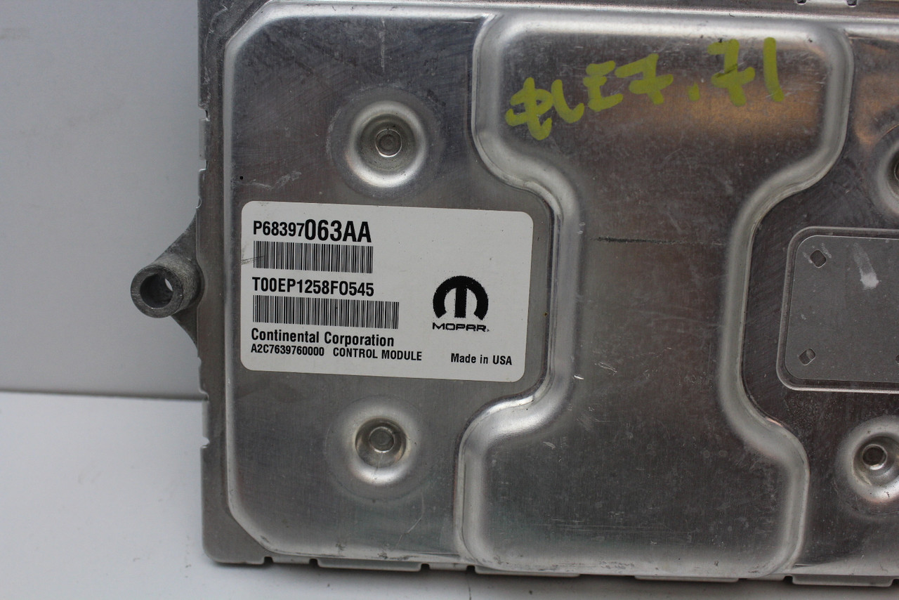 19 2019 Jeep Cherokee 2.4L P68354900AG Computer Engine Control ECU ECM Module