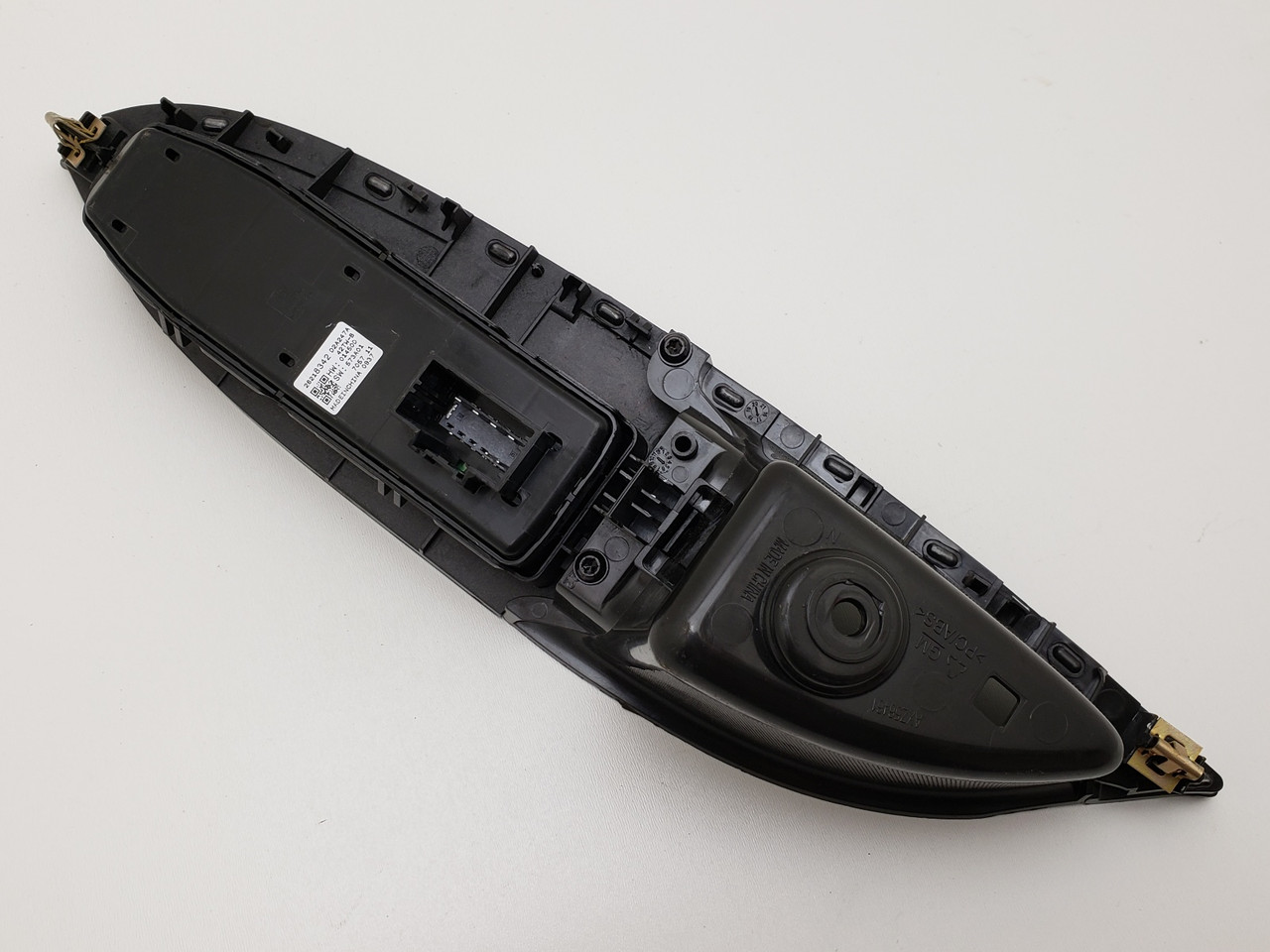 16-18 Chevy Malibu 26218342 Right Front Passenger Window Switch OEM 16-18 Chevy Malibu 26218342 Right Front Passenger Window Switch OEM