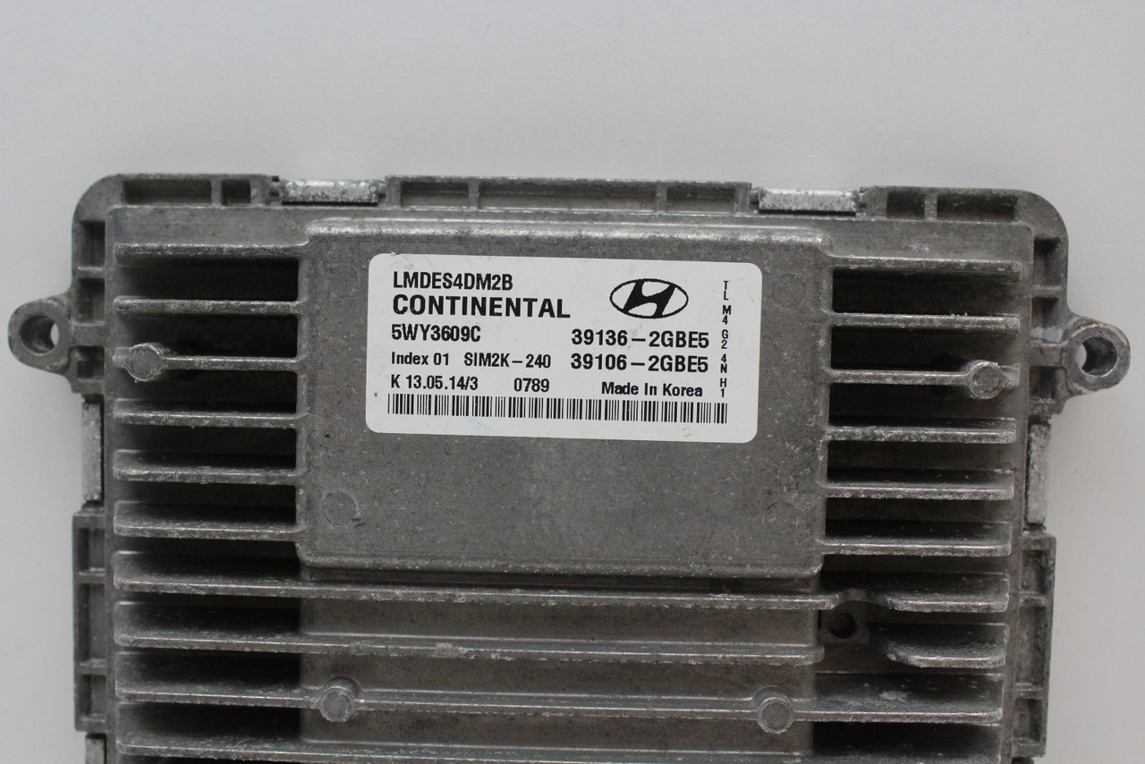 14 15 Hyundai Tucson 39106-2GBE5 Computer Engine Control ECU ECM EBX Module 14 15 Hyundai Tucson 39106-2GBE5 Computer Engine Control ECU ECM EBX Module