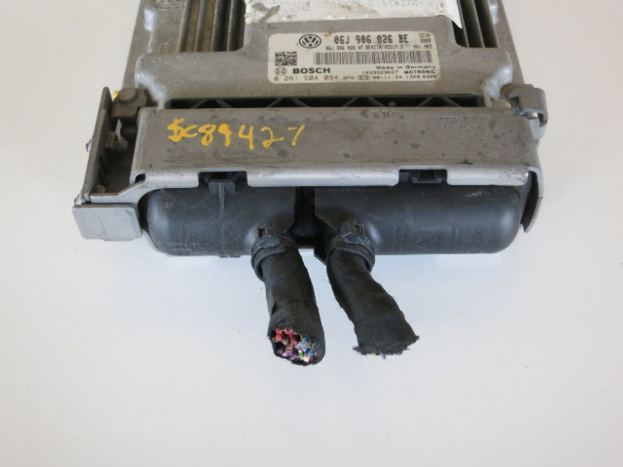 09 10 VW EOS 06J 906 026 BE Computer Brain Engine Control ECU ECM EBX Module