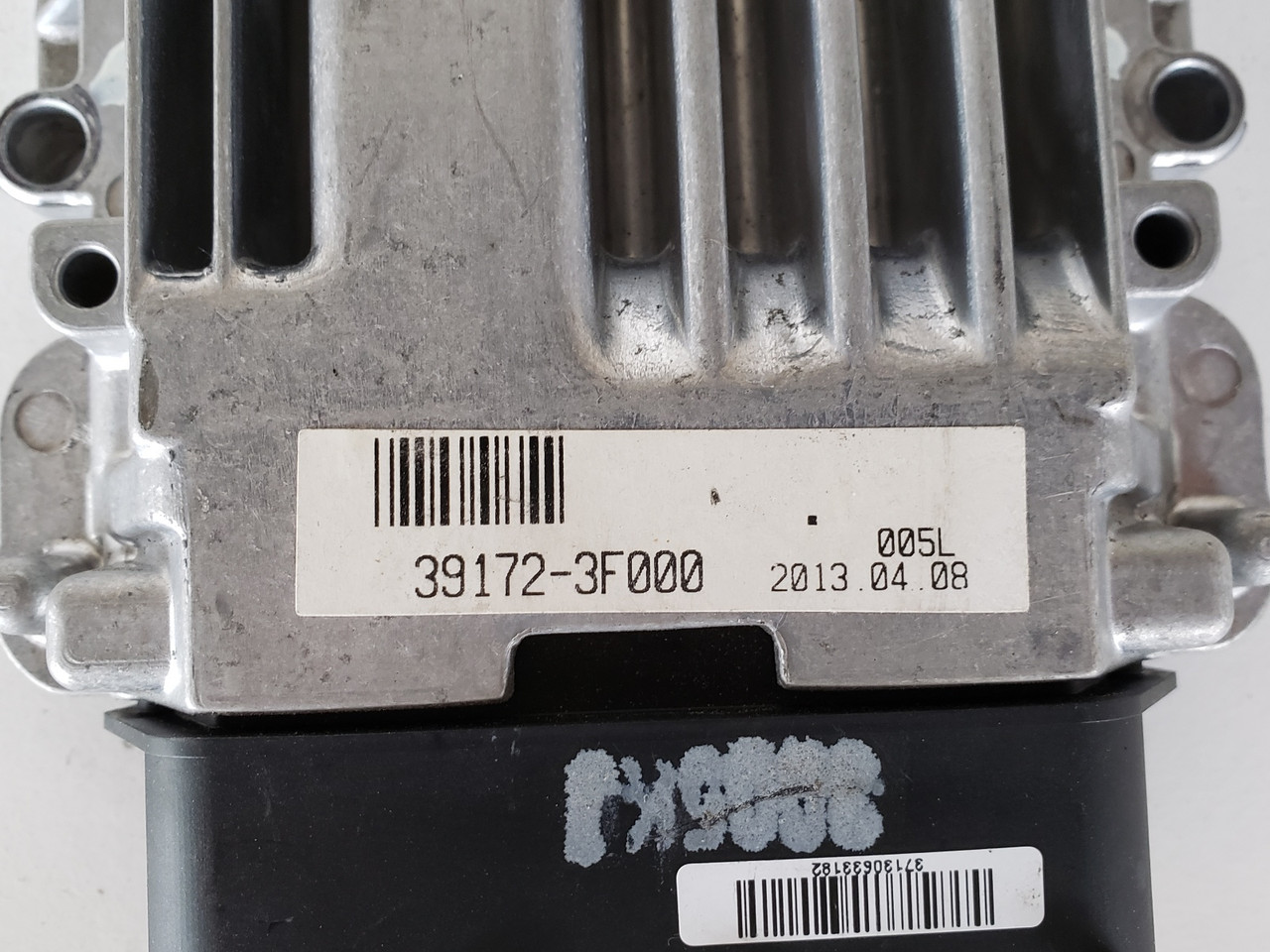 2012-2014 Genesis 39175-3F000 Fuel Injection Driver Control Module
