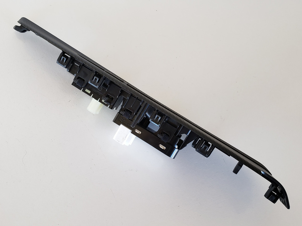 17-18 Toyota Yaris IA D09H-66-370 Right Front RH Passenger Window Switch OEM 17-18 Toyota Yaris IA D09H-66-370 Right Front RH Passenger Window Switch OEM