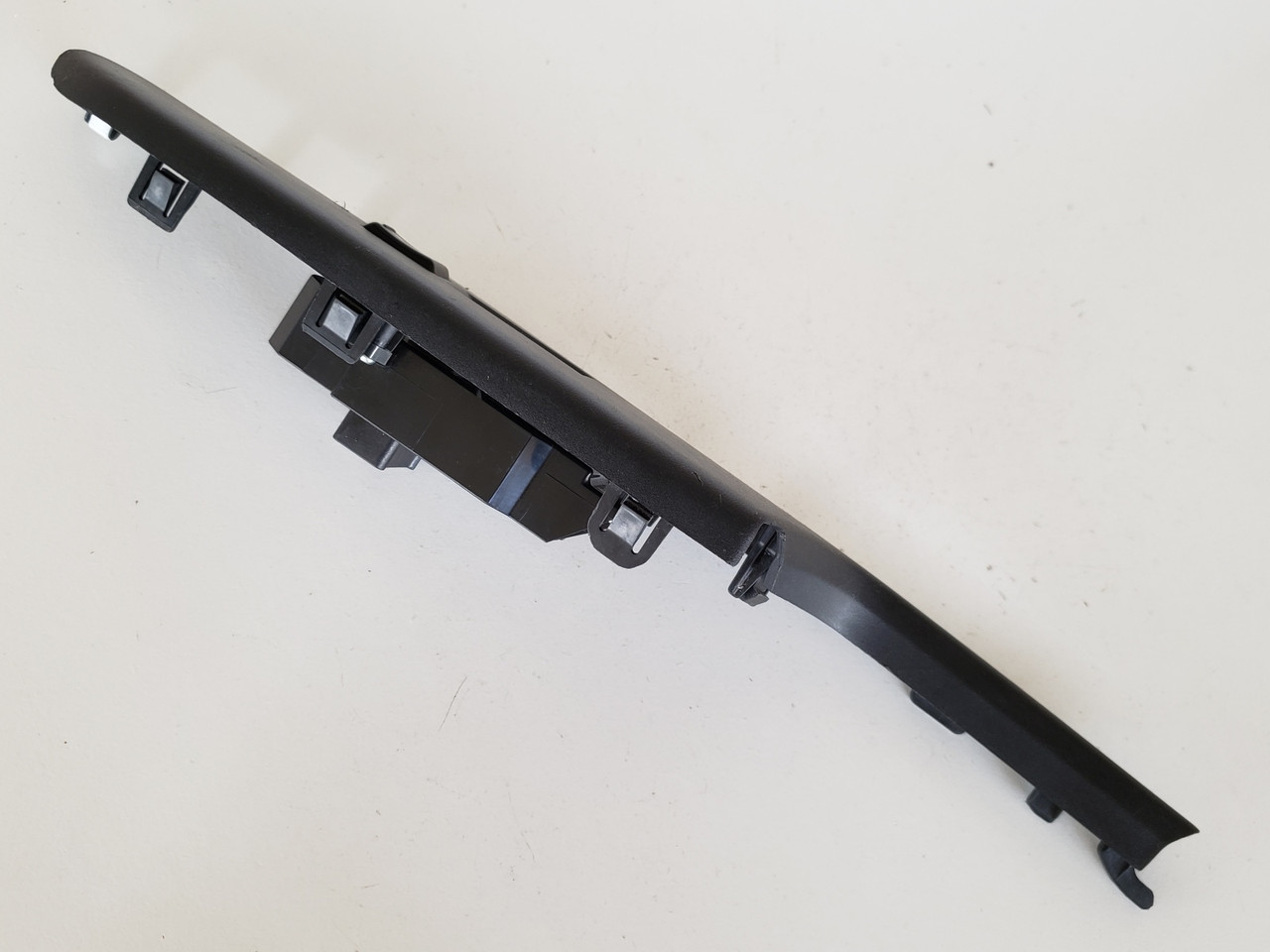 13-17 Honda Accord 83541-T2A-A01 Right Front Passenger Window Switch OEM 13-17 Honda Accord 83541-T2A-A01 Right Front Passenger Window Switch OEM