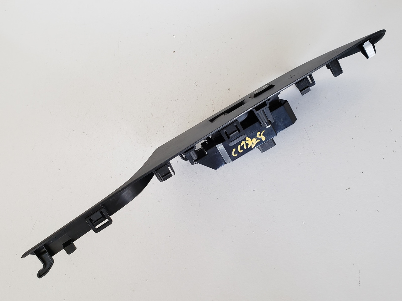 13-17 Honda Accord 83541-T2A-A01 Right Front Passenger Window Switch OEM 13-17 Honda Accord 83541-T2A-A01 Right Front Passenger Window Switch OEM