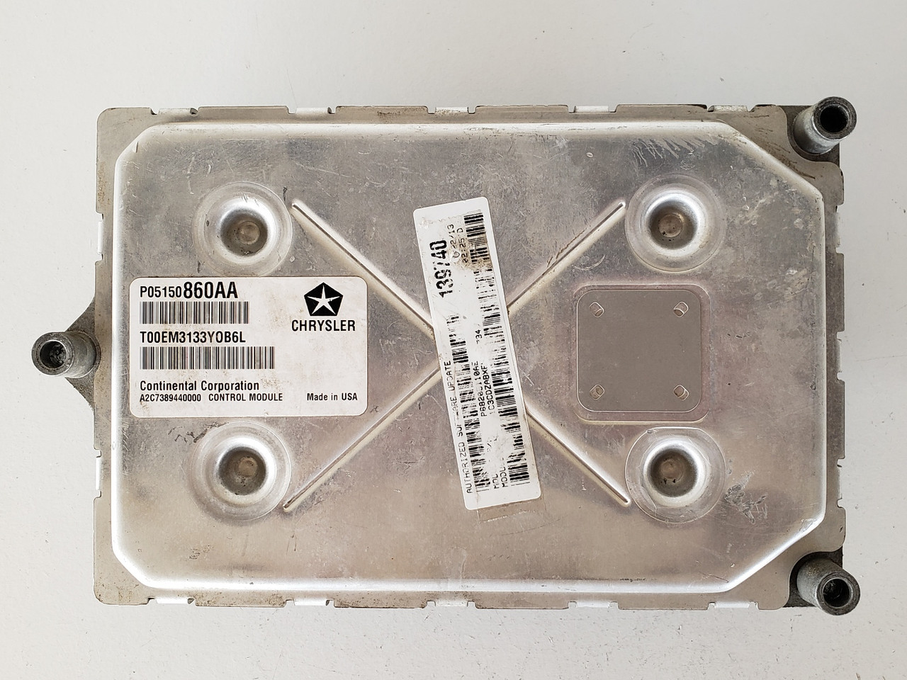 2014 Chrysler 200 P68205110AE Computer Brain Engine Control ECU ECM EBX Module