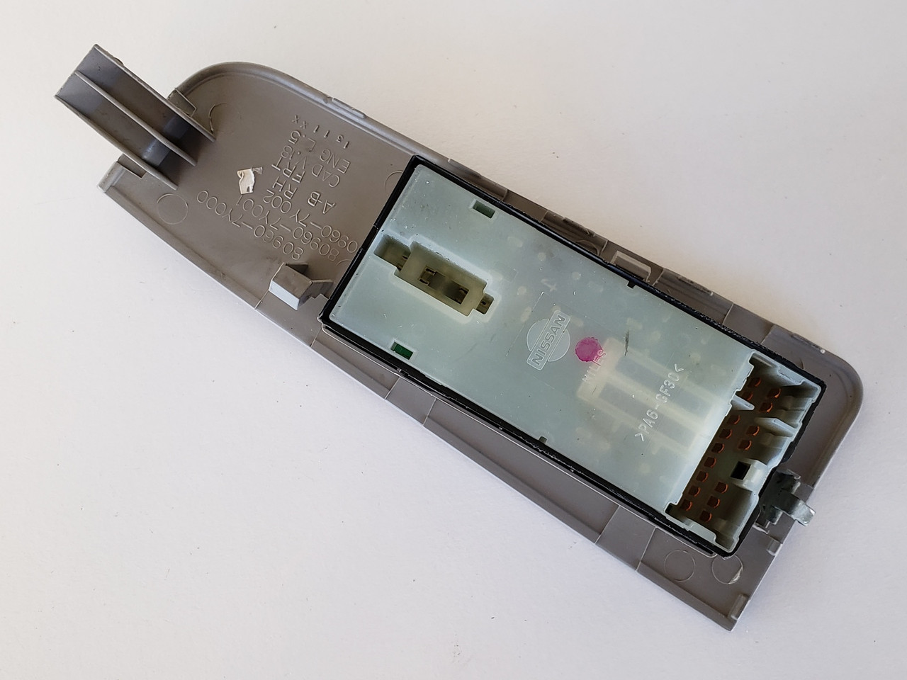 04-08 Nissan Maxima 80960-7Y000 Right Front RH Passenger Window