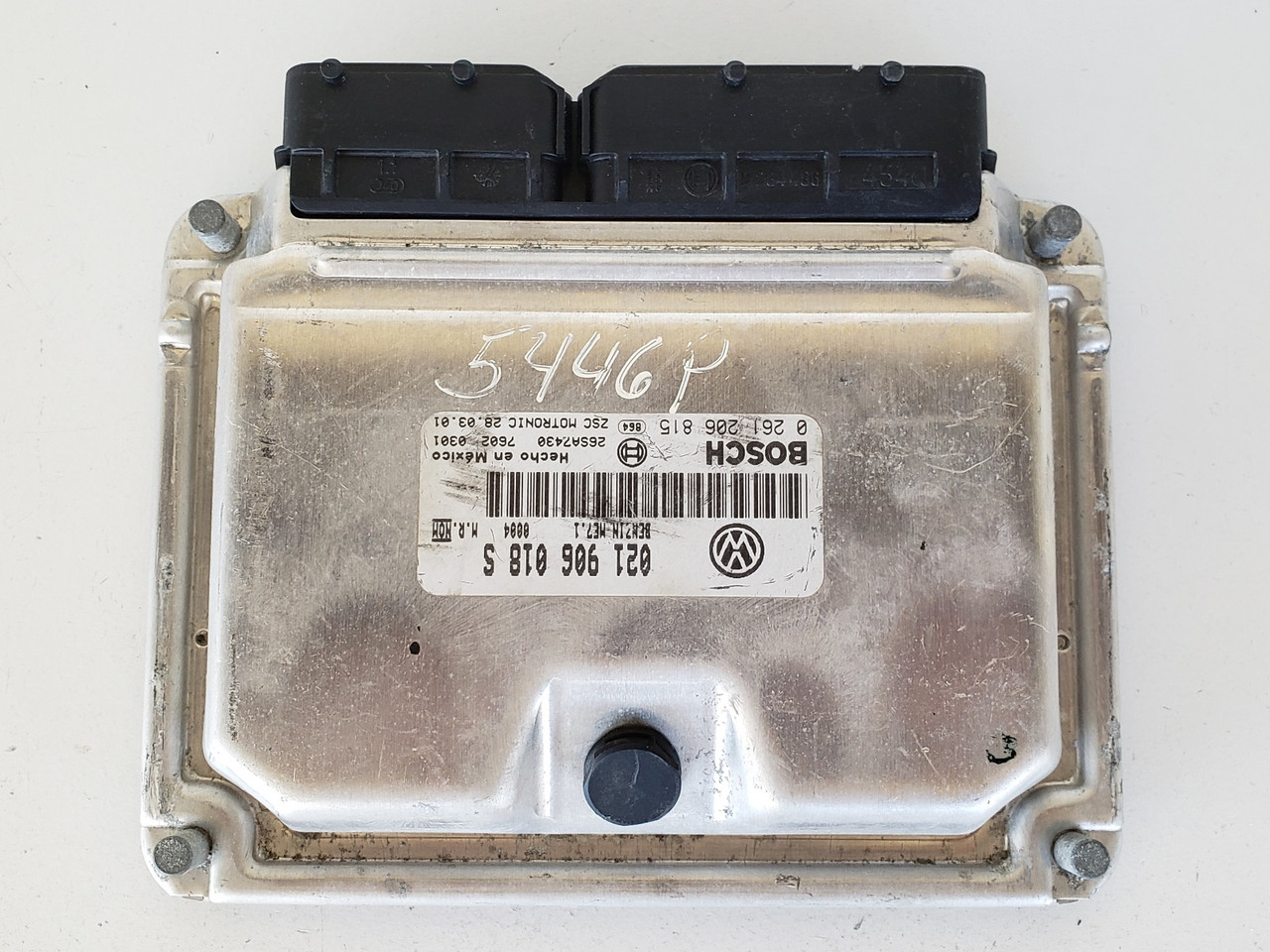 2001 VW Jetta 021 906 018 S Computer Brain Engine Control ECU ECM EBX Module 2001 VW Jetta 021 906 018 S Computer Brain Engine Control ECU ECM EBX Module