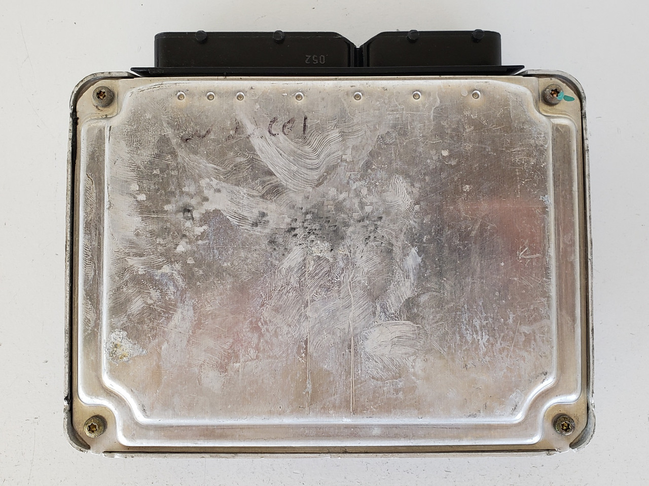 2001 VW Jetta 021 906 018 S Computer Brain Engine Control ECU ECM EBX Module 2001 VW Jetta 021 906 018 S Computer Brain Engine Control ECU ECM EBX Module