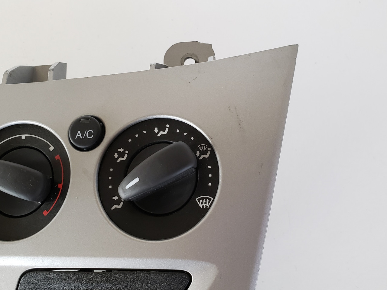 13-14 Ford Focus CM5T-19980-AF Climate Control Panel Temperature Unit A/C Heater