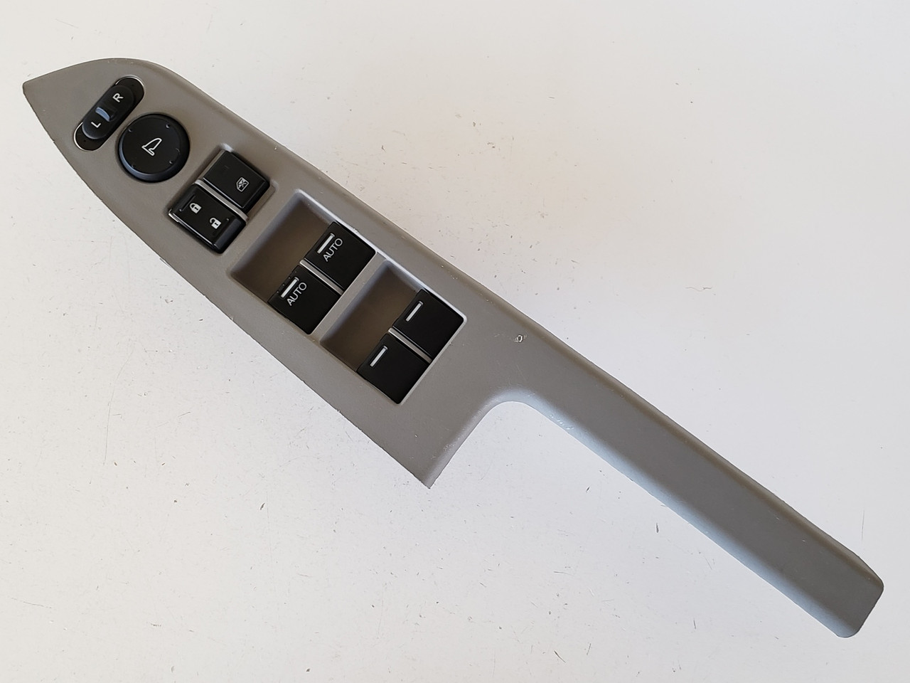 09-11 Honda Pilot 35750-SZA-A11 Drivers Side Left Master Window Switch OEM 09-11 Honda Pilot 35750-SZA-A11 Drivers Side Left Master Window Switch OEM