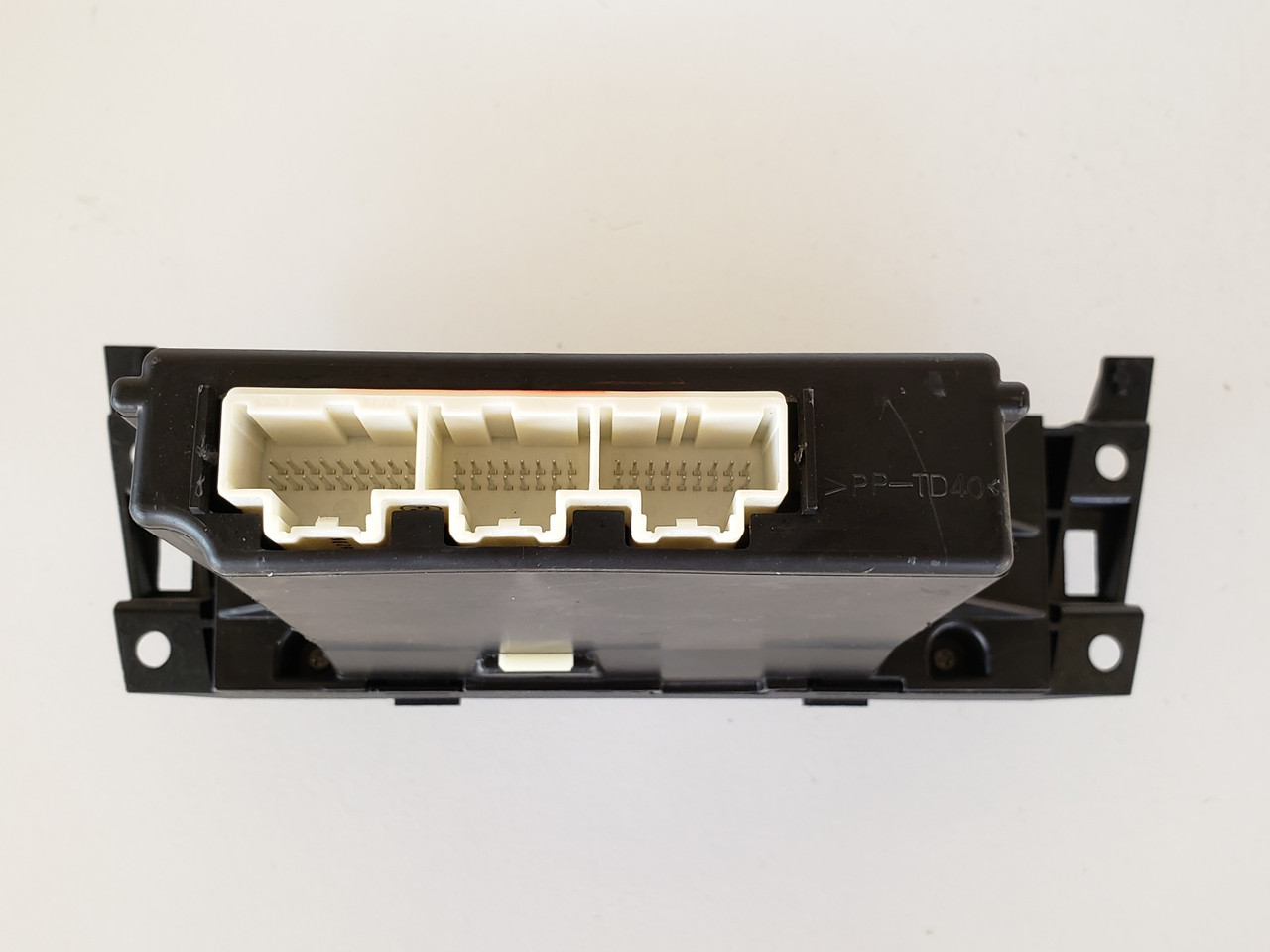 07 Cadillac SRX 15894095 Climate Control Panel Temperature Unit A/C Heater 07 Cadillac SRX 15894095 Climate Control Panel Temperature Unit A/C Heater