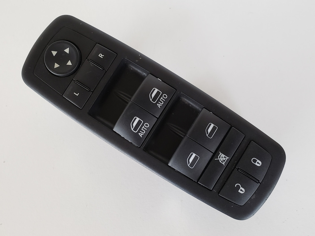 16-18 Dodge Ram 1500 56046823AE Drivers Side Left Master Window Switch OEM 16-18 Dodge Ram 1500 56046823AE Drivers Side Left Master Window Switch OEM