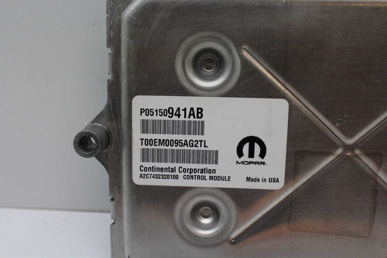 15 16 17 Compass P05150941AB Computer Brain Engine Control ECU ECM EBX Module