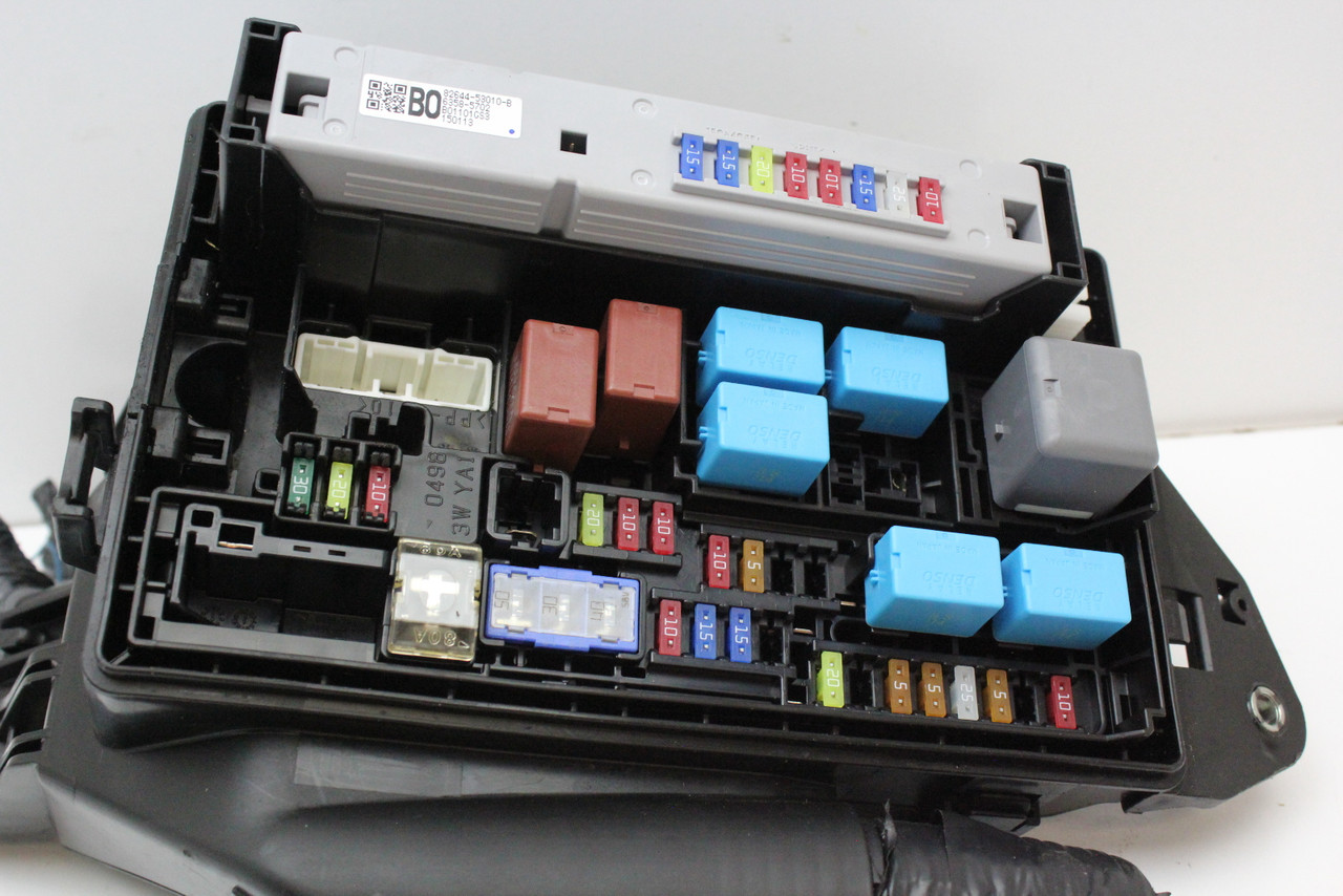 14 15 Lexus IS250 IS350 82644-53010 Fusebox Fuse Box Relay Unit Module