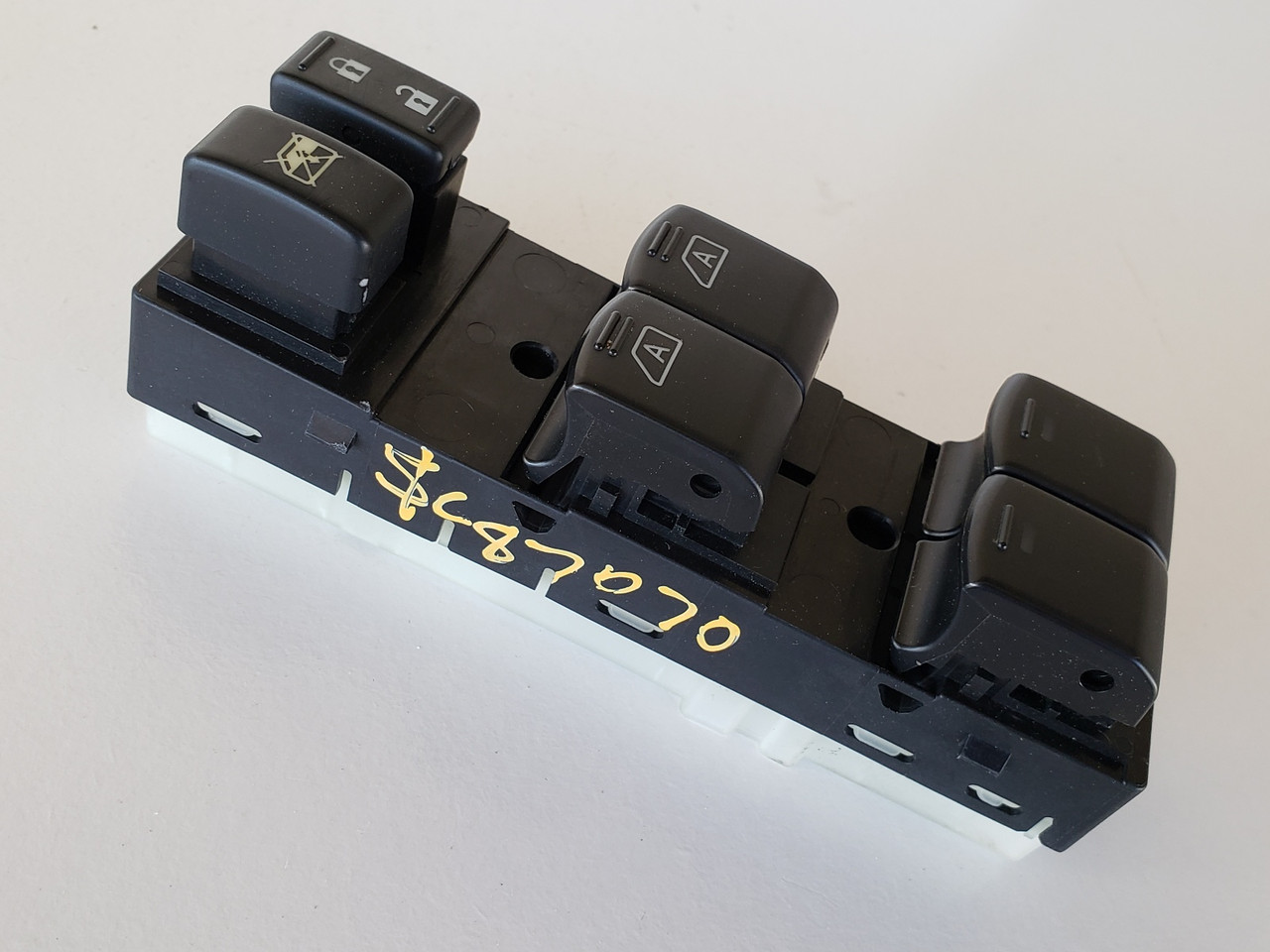 07-12 Nissan Altima 25401-ZN50A Drivers Side Left Master Window Switch OEM