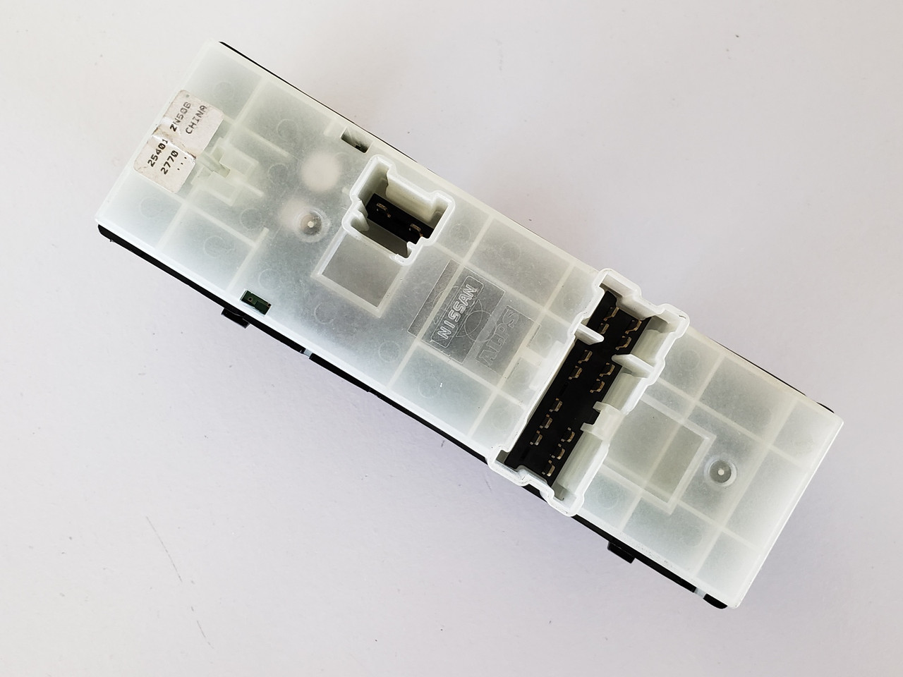 07-12 Nissan Altima 25401-ZN50A Drivers Side Left Master Window Switch OEM