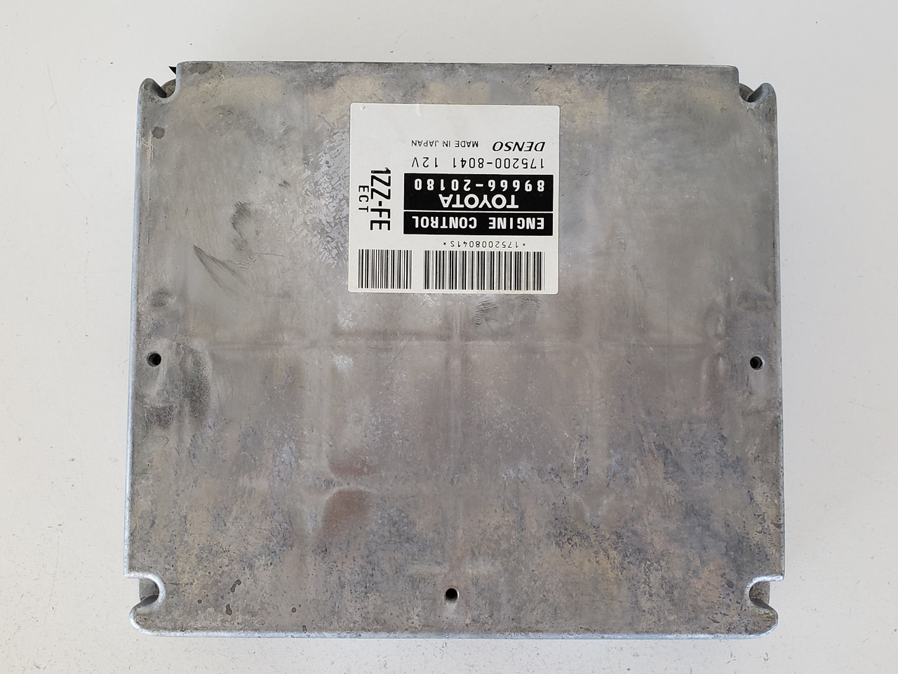 2002 Toyota Celica 89666-20180 Computer Brain Engine Control