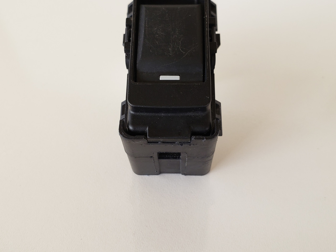 11-14 Chrysler 200 04602933AA Left & Right Rear Passenger Window Switch OEM 11-14 Chrysler 200 04602933AA Left & Right Rear Passenger Window Switch OEM